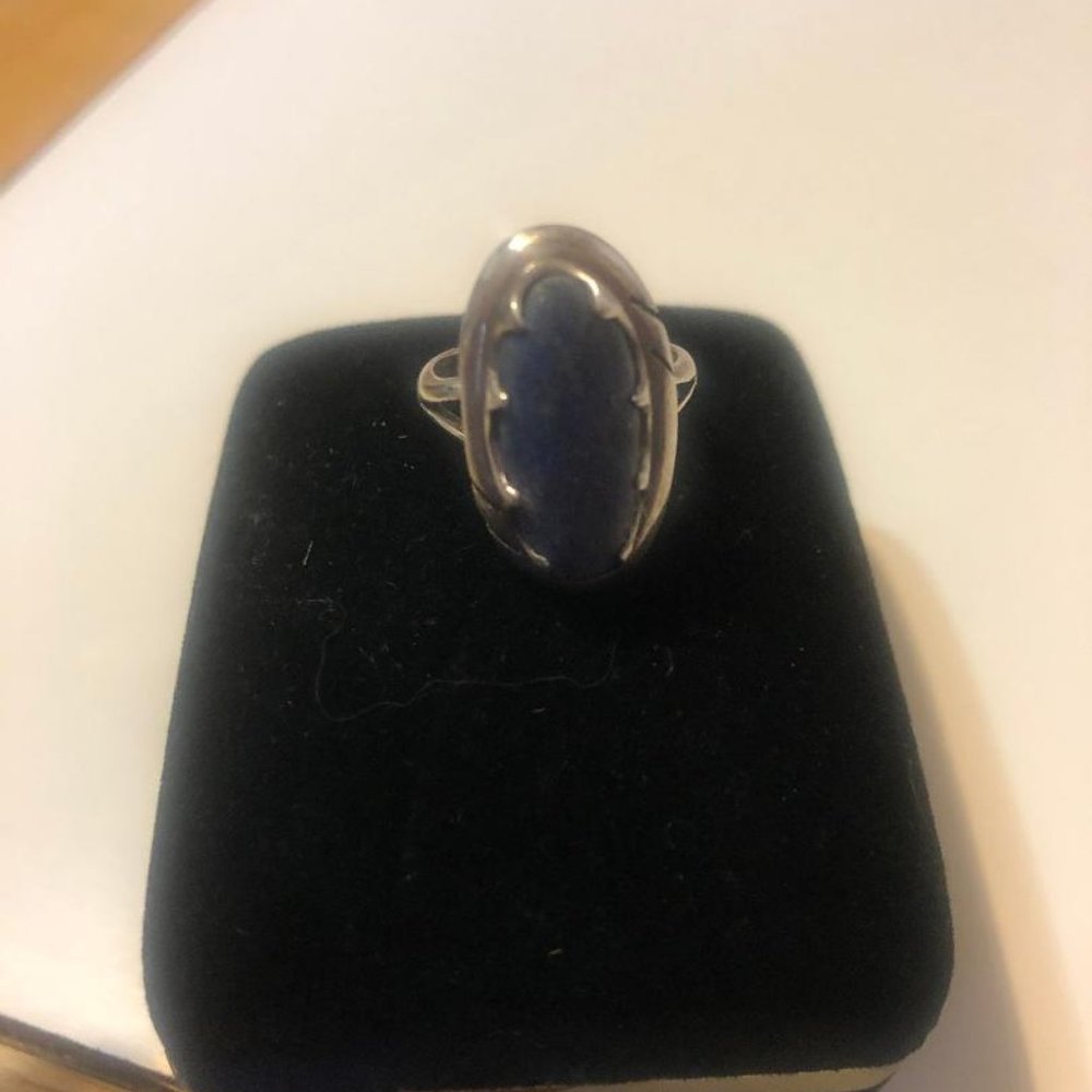 VINTAGE SEMI-PRECIOUS SILVER RING - EUC